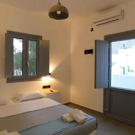 Vamos Ala Playa Apartment Perissa (Santorini)